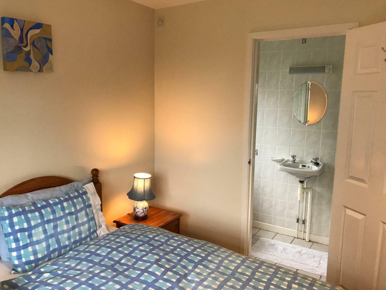 Barnfield Bed And Breakfast Downton  Luaran gambar